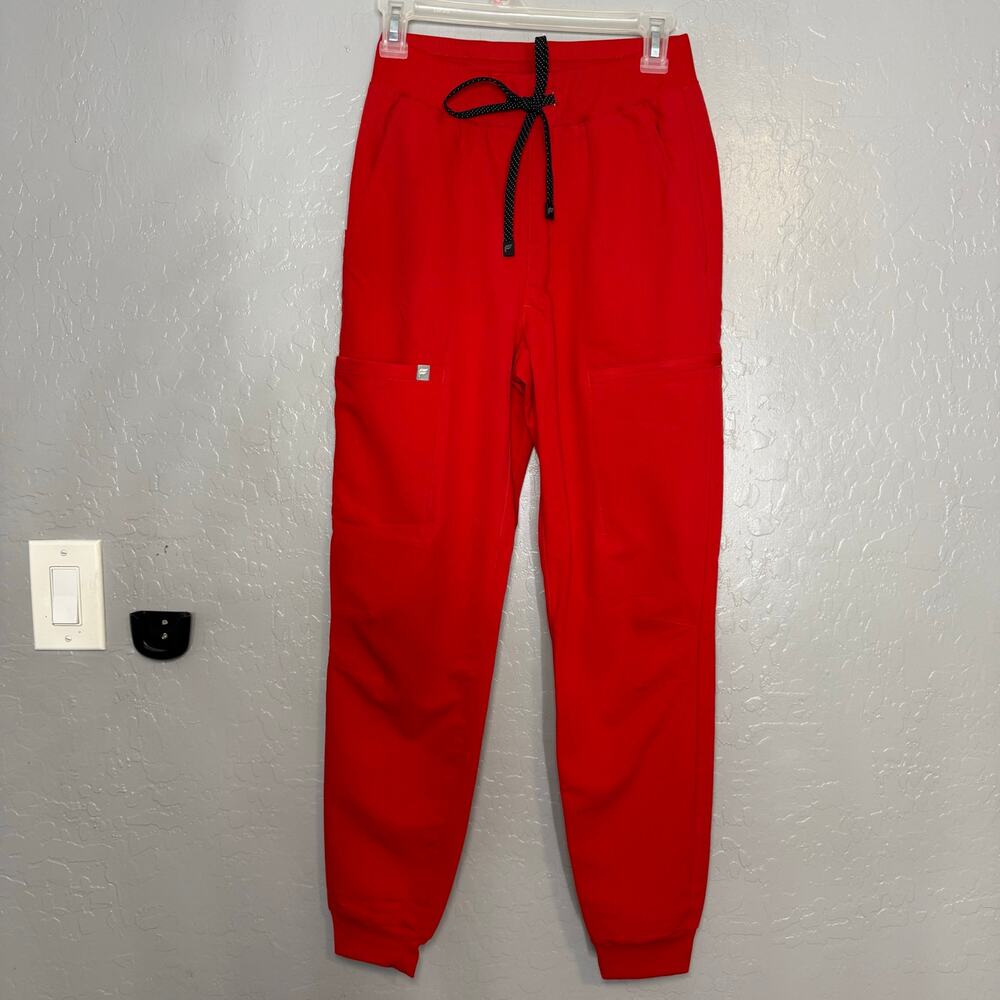 Fabletics High-Rise On-Call Scrub Joggers Goji Red Pants XS Regular Extra Small⁠